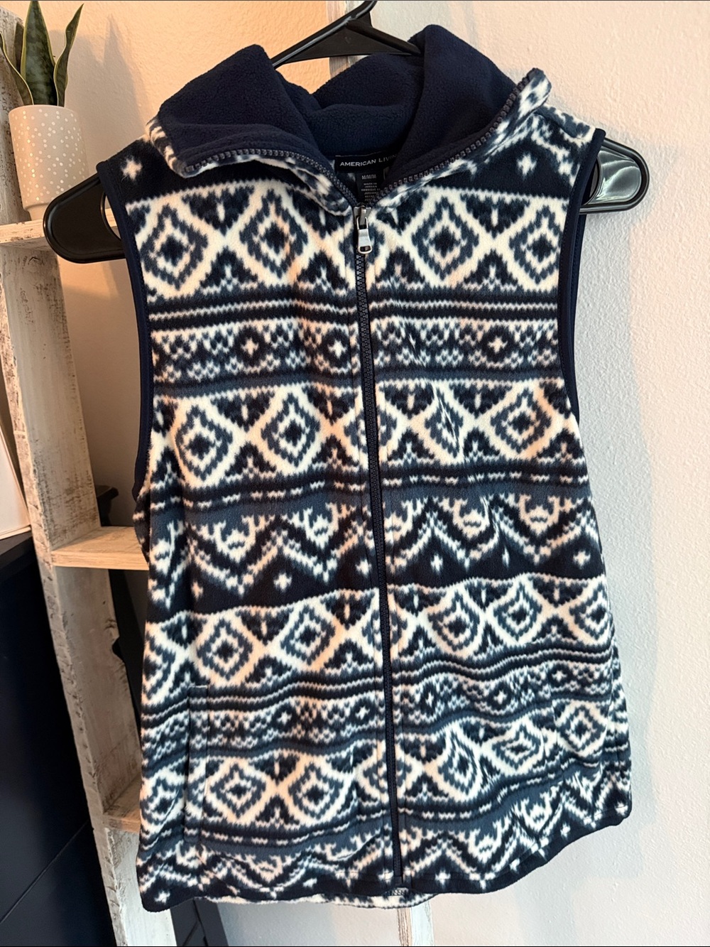 Fleece Zip-Front Vest - Navy & White Pattern